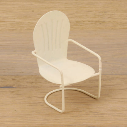 FADEDA Stuhl weiß  / Höhe:7 cm / handbemalt / detailgetreue Krippen Figuren - Weihnachten Tisch Dekoration Krippe Zubehör