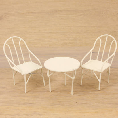 3x FADEDA Sitzgruppe mini, weiß / Höhe:6 cm / handbemalt / detailgetreue Krippen Figuren - Weihnachten Tisch Dekoration Krippe Zubehör