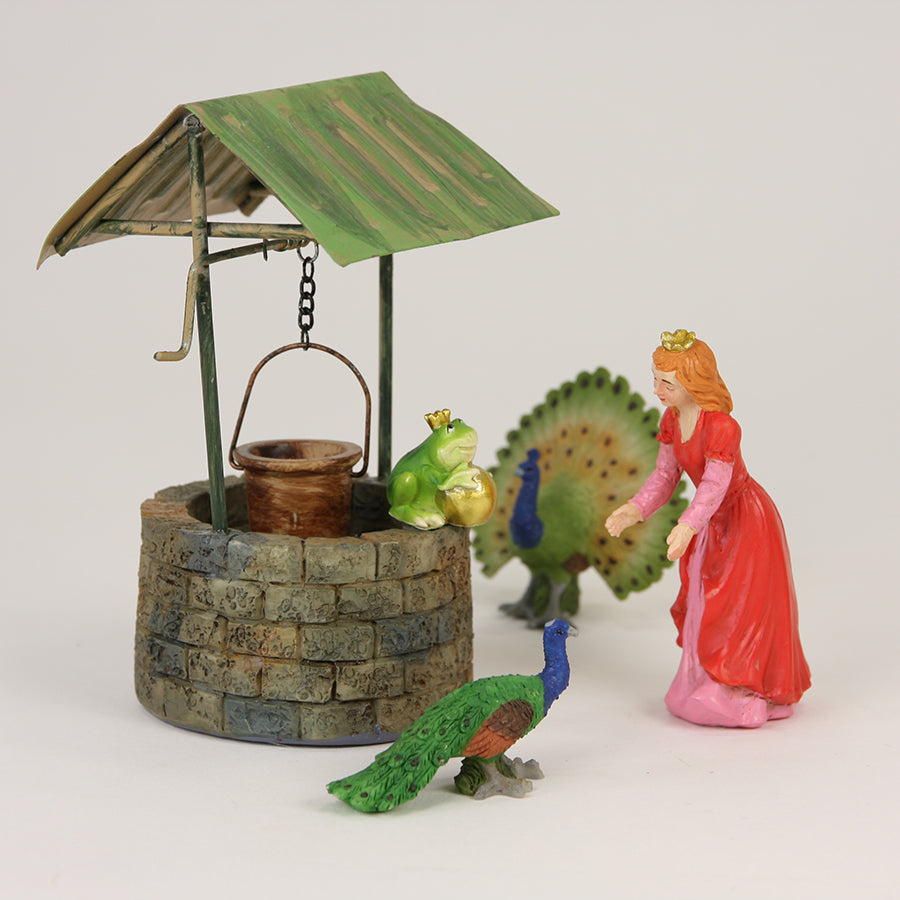 2x FADEDA Froschkönig  / Höhe:8 cm / handbemalt / detailgetreue Krippen Figuren - Weihnachten Tisch Dekoration Krippe Zubehör
