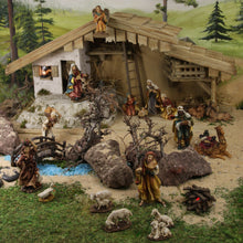 18x FADEDA Krippenfiguren   / Höhe:11 cm / handbemalt / detailgetreue Krippen Figuren - Weihnachten Tisch Dekoration Krippe Zubehör