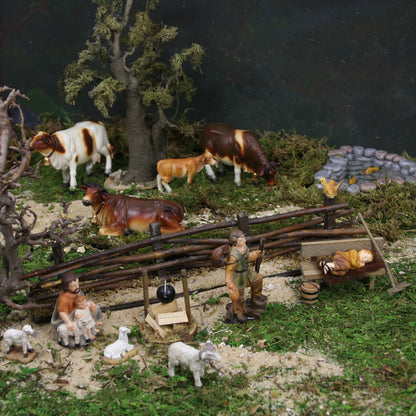 FADEDA Schlafender Junge   / Höhe:9 cm / handbemalt / detailgetreue Krippen Figuren - Weihnachten Tisch Dekoration Krippe Zubehör