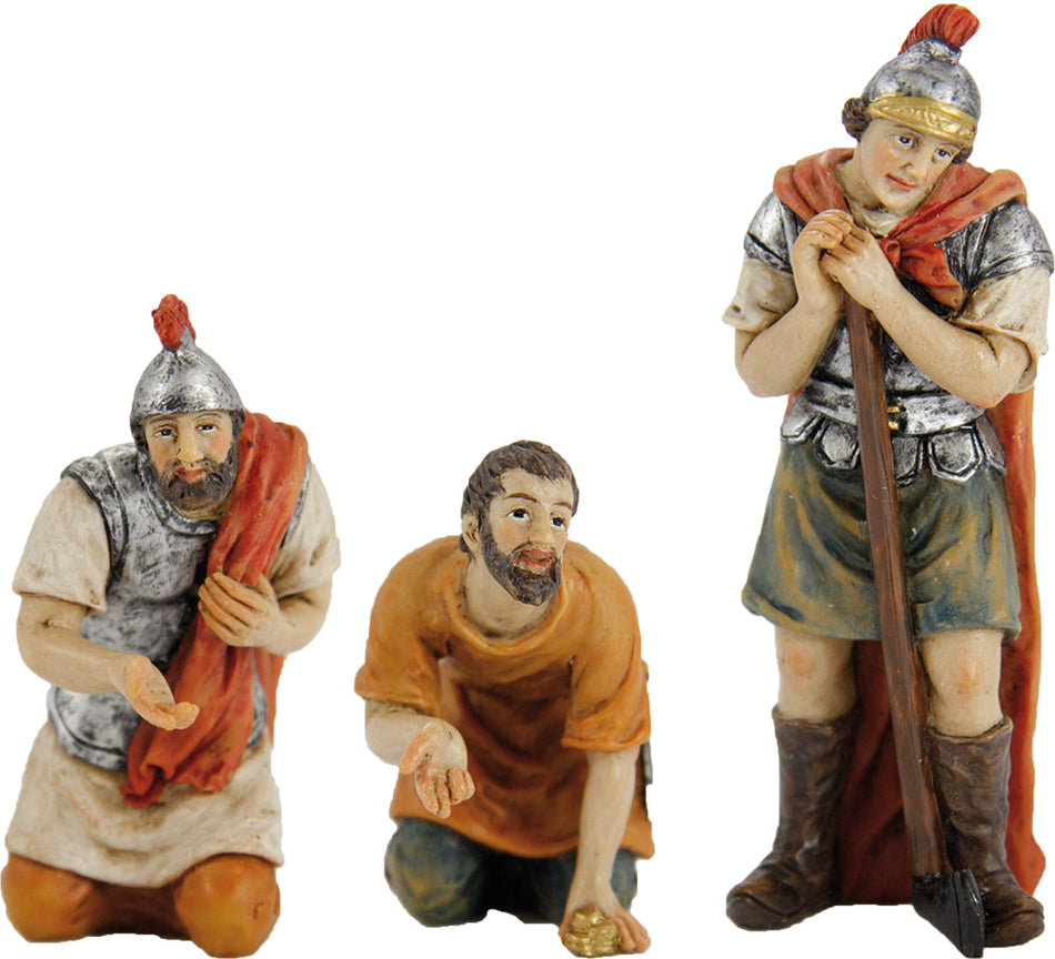 3x FADEDA Passionsfiguren: Spiel um Kleider Jesu   / Höhe:9 cm / handbemalt / detailgetreue Krippen Figuren - Weihnachten Tisch Dekoration Krippe Zubehör