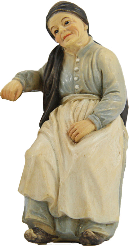 FADEDA Großmutter sitzend   / Höhe:9 cm / handbemalt / detailgetreue Krippen Figuren - Weihnachten Tisch Dekoration Krippe Zubehör