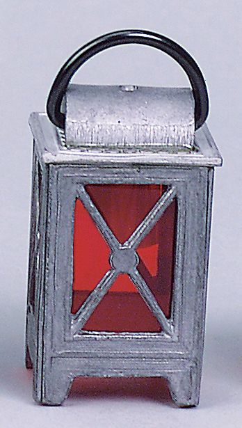 FADEDA Zinnlaterne mit Bügel und Einsatz rot, LxBxH in mm: 25x25x50. Für Krippen, Miniatur-, Hobby- und Modellbau, Puppenhauszubehör u. Modelleisenbahn.