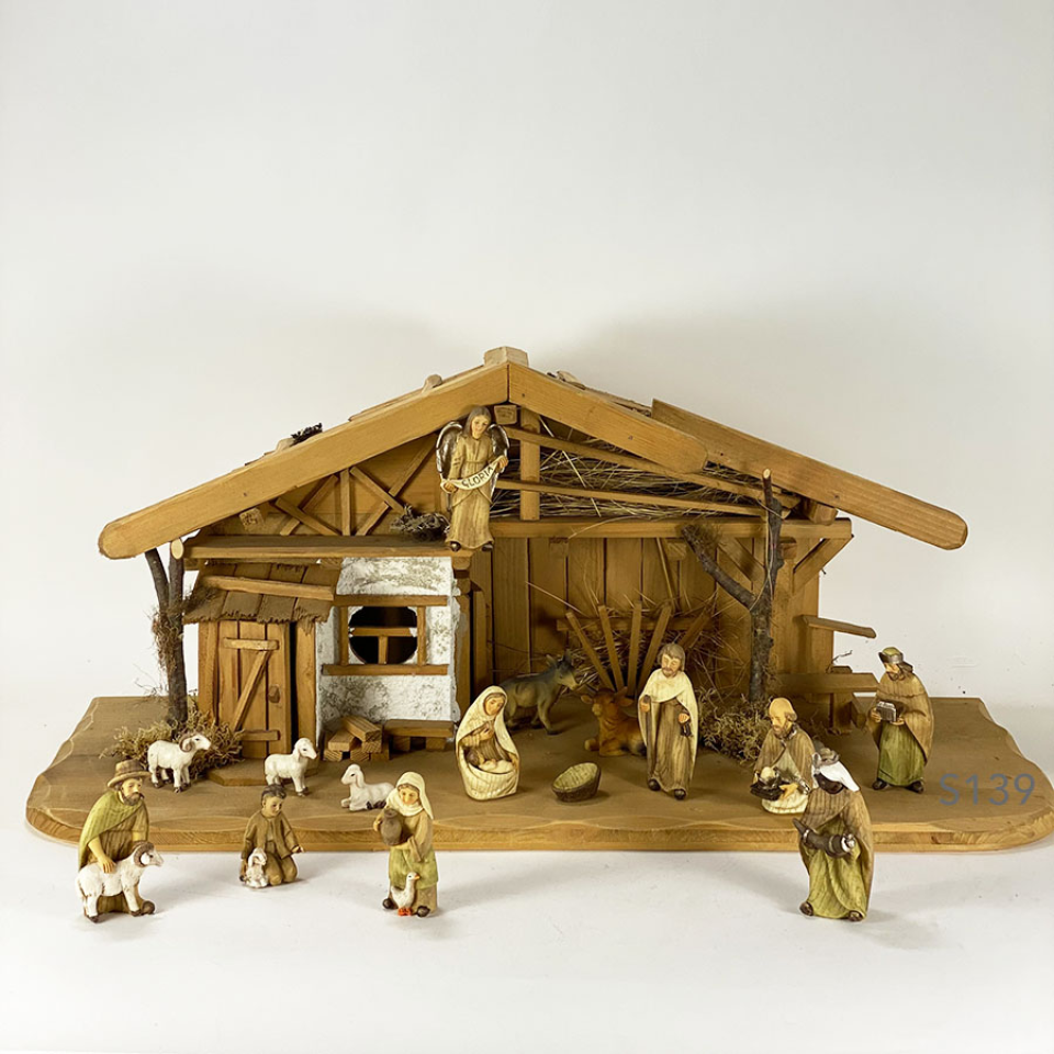 FADEDA Engel mit Stoffkleid, gold  / Höhe:35 cm / handbemalt / detailgetreue Krippen Figuren - Weihnachten Tisch Dekoration Krippe Zubehör