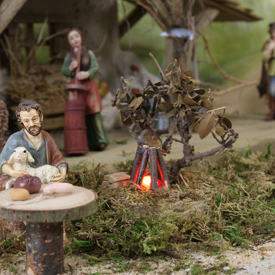 FADEDA Lagerfeuer mit Busch  / Höhe:9 cm / handbemalt / detailgetreue Krippen Figuren - Weihnachten Tisch Dekoration Krippe Zubehör