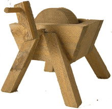 FADEDA Schleifbock  / Höhe:6 cm / handbemalt / detailgetreue Krippen Figuren - Weihnachten Tisch Dekoration Krippe Zubehör
