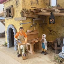 FADEDA Werkbank  / Höhe:8 cm / handbemalt / detailgetreue Krippen Figuren - Weihnachten Tisch Dekoration Krippe Zubehör